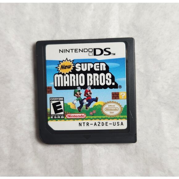 Nintendo DS New Super Mario Bros. CIB 2006 Pre-owned - Picture 3 of 6